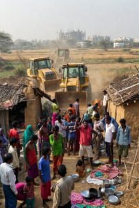 bulldoser at nakti gaon